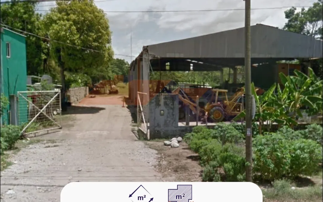 Terreno con bodega en R/a Rio Viejo en venta o renta